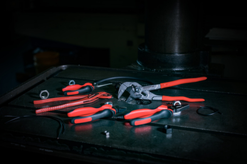 GEDORE RED R28100012 Pince à pompe à eau 12" réglable en 7 positions