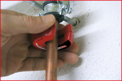 KS Tools Ratchet pipe cutter