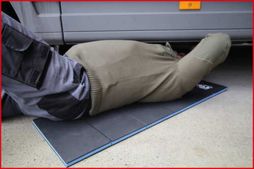 Brilliant Tools Foldable mechanic protection mat
