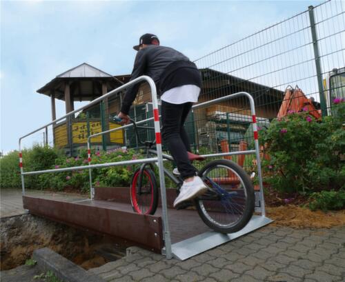 Schake Passerelle piétons avec plateforme en aluminium  L