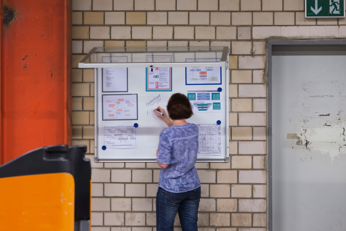 Franken Vitrine d'affichage ECO pour intérieur et extérieur  ZOOM