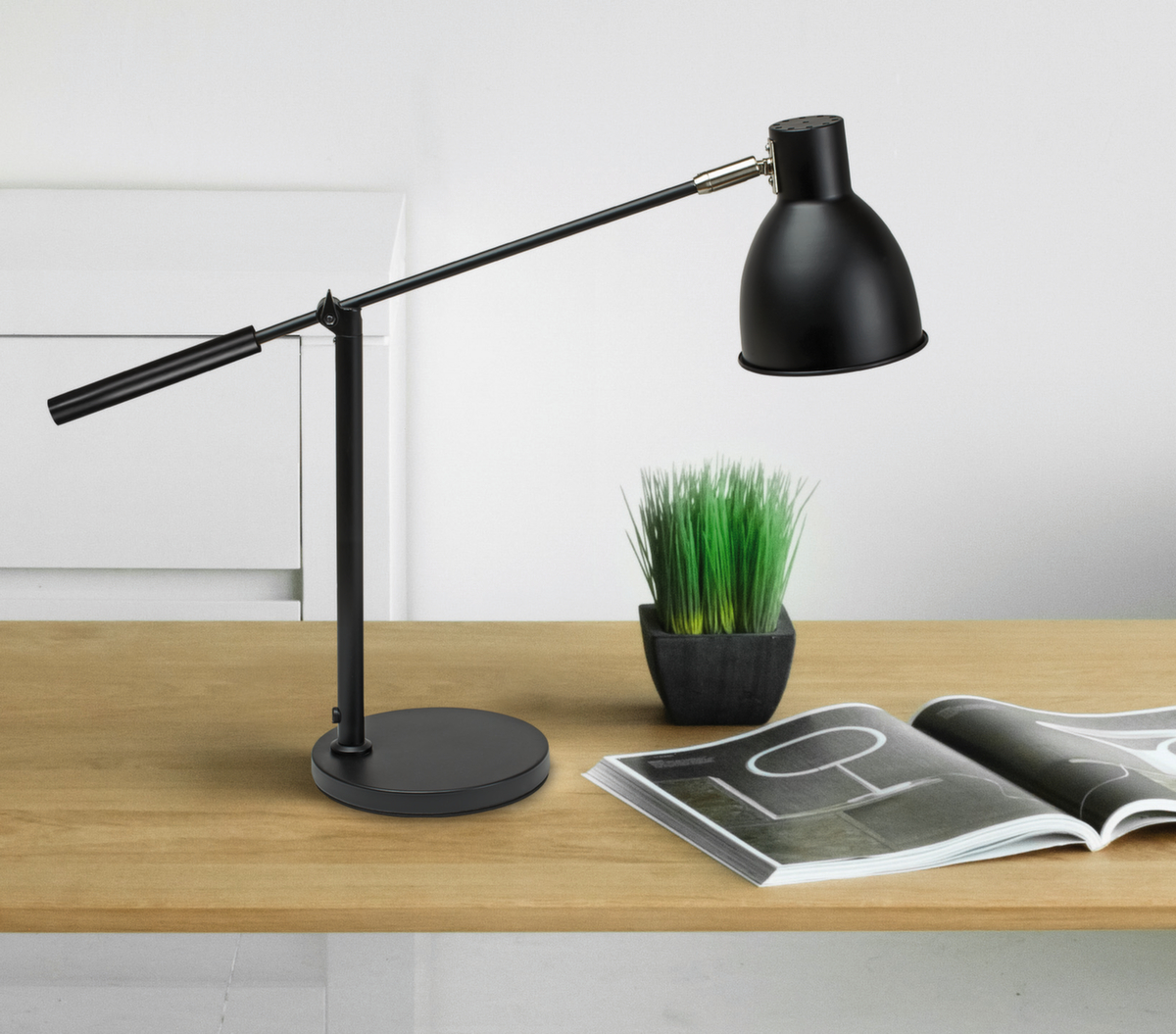 MAUL Lampe de bureau MAULfinja, noir mat/argent  ZOOM