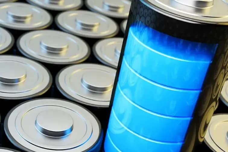 Lithium-Ionen-Batteriezellen als moderne Energiequelle für industrielle Geräte